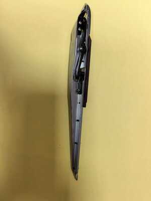 PGA GRIPPER SIDE LEFT WITH GROVE per alcune parti della macchina da tessitura ALPHA